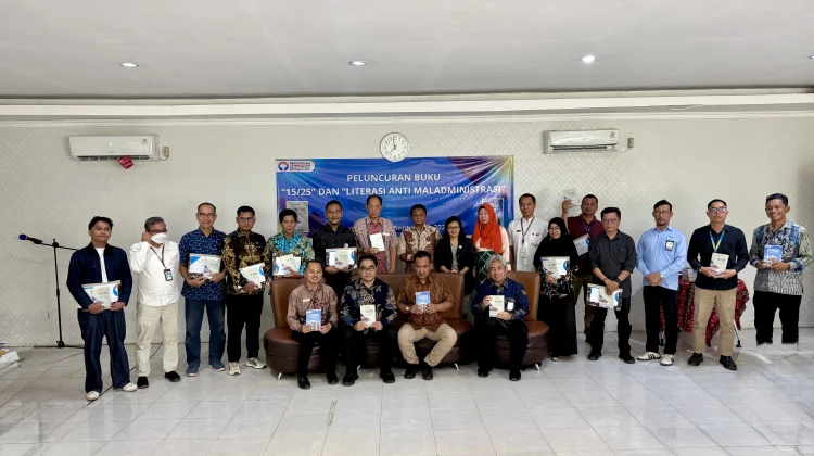 Ombudsman Kalsel Luncurkan Dua Buku Pengawasan Pelayanan Publik
