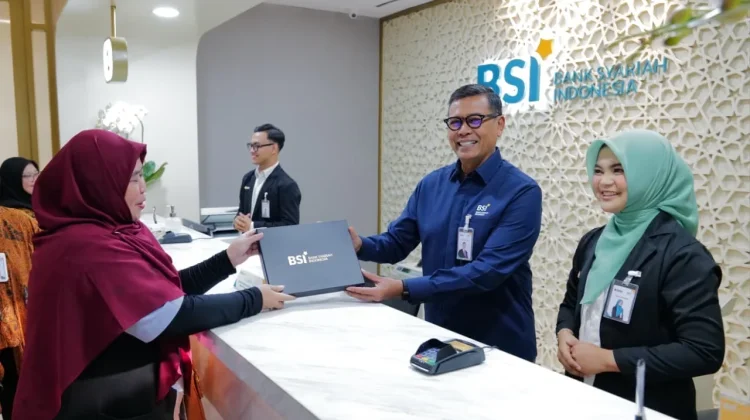 Spesial Harpelnas 2026, Dirut BSI Turun Langsung Layani Nasabah