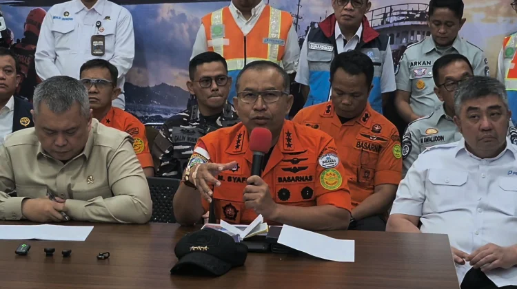 Basarnas Kerahkan KRI Canopus, Perkuat Pencarian KM Virgo