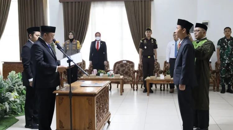 Selamat Riyanto Resmi Dilantik sebagai Sekda Barito Kuala