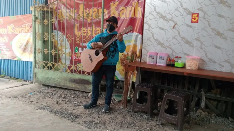 Pengamen Bersuara Merdu di Banjarmasin ternyata Mantan Anak Band