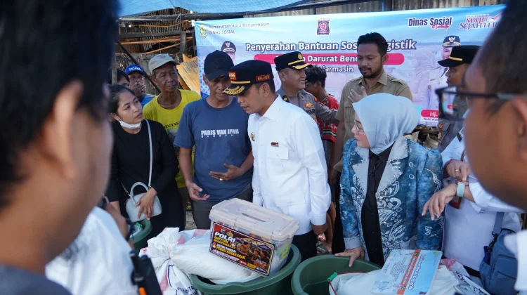 Kebakaran Pasar Lama Sisakan Duka, Korban Terima Bantuan Pemko Banjarmasin
