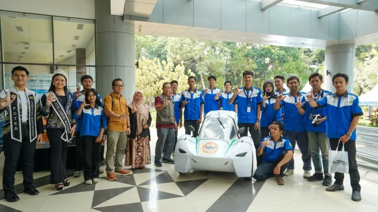 Mobil Hemat Energi ULM Dipamerkan di Expo Talenta