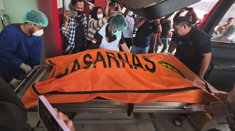 Dua Lagi Jenazah Korban KM Virgo Tiba di RS Bhayangkara Banjarmasin