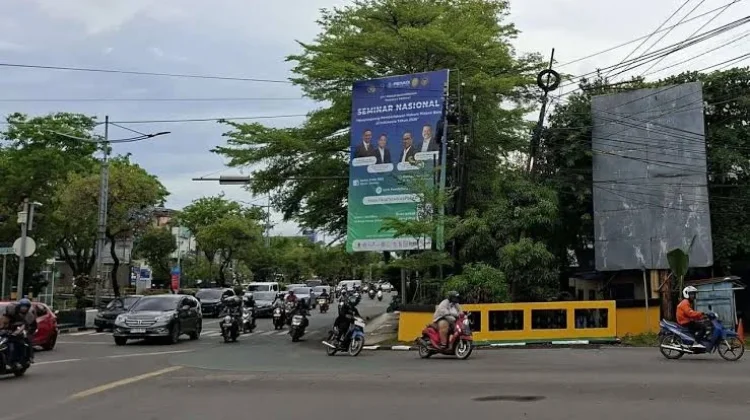 Penertiban Bando Reklame Berlanjut, Satpol PP Bidik 30 Titik di Jalan Ahmad Yani