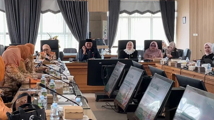 Tiga Pilar Perempuan Kalsel Bersatu Kawal Kebijakan Publik