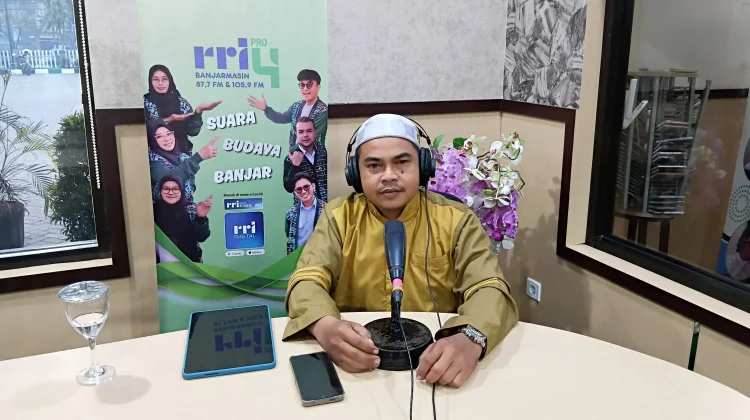 Berbakti kepada Orang Tua, Bukan Sekadar Memberi Materi