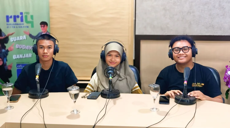 Penyair Muda Banua Wujudkan Bakti melalui Karya dan Kepedulian