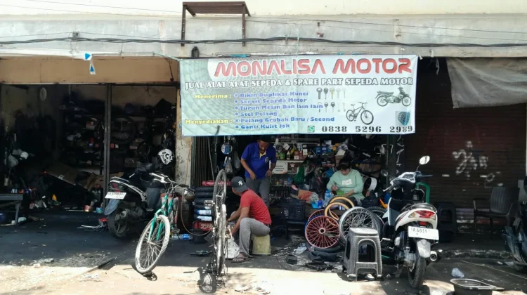Toko Monalisa Pertahankan Usaha Bengkel Turun-Temurun 50 Tahun
