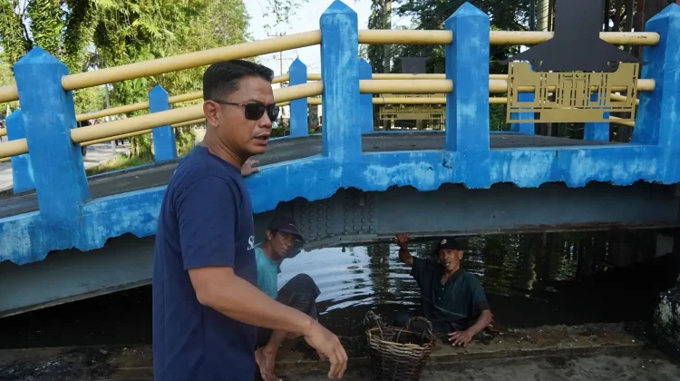 Pimpin Aksi Bersih-Bersih Sungai, Yamin Bongkar “Kelakuan” Kontraktor