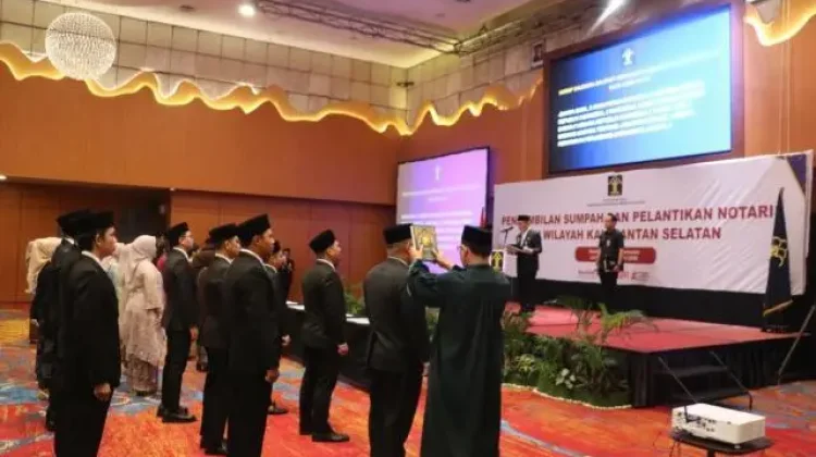 Kanwil Kemenkum Kalsel Lantik 31 Notaris Baru