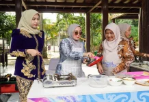 Kalsel Pamer Ikan Gabus dan Patin di TMII