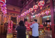 Persiapan Imlek 2577 di Klenteng Po An Kiong