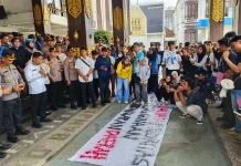 Sebanyak 12 Tuntutan Guncang Balai Kota Banjarmasin