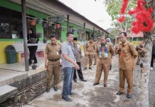 DPRD Kalsel Pantau Sarpras SMAN 1 Alalak