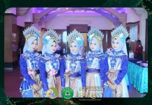 Siswi SMK Maestro Banjarmasin Cintai Tari Tradisional