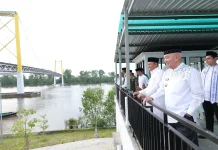 Gubernur Kalsel Resmikan Kawasan Wisata Bawah Jembatan Barito