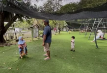 Taman Kamboja, Jadi Pilihan Orang Tua  Bersantai dan Bermain Bersama Anak-Anaknya