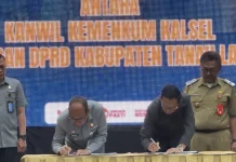 Perkuat Sinergi, Kemenkum Kalsel MoU dengan  DPRD Tanah Laut