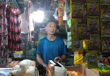 Pedagang Pasar Kuripan Keluhkan Penurunan Penjualan