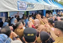 Warga Serbu Gerakan Pangan Murah Pemprov Kalsel