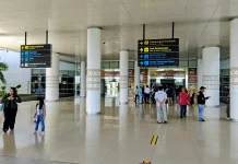Arus Mudik di Bandara Syamsudin Noor Mulai Meningkat