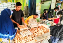 Stok Telur Pasar Lama Aman Menjelang Lebaran