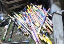 VIRAL! Sampah Petasan Menggunung di Ahmad Yani Malam Lebaran, DLH Bereaksi