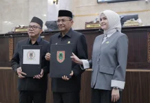 LKPj Gubernur 2025 Tunjukkan Hasil Positif dalam Rapur DPRD Kalsel
