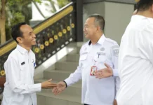 Apel Pagi Pasca Libur Lebaran, Sekdaprov Kalsel Tekankan Loyalitas Pegawai
