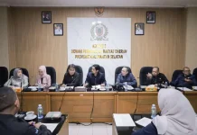 Pansus I DPRD Kalsel Bahas LKPJ Gubernur 2025