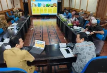Pansus II Kalsel Perkaya Materi Raperda TJSLP ke Bappeda Jatim