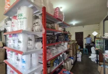 Dampak Konflik Global, Harga Plastik di Banjarmasin Melambung Tinggi