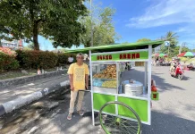 Kuliner Minggu Pagi, Bakso Arema Laris di Siring Nol Km Banjarmasin