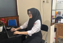 Siswi SMKN 1 Pilih PKL di RRI Banjarmasin