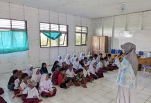 BNNK Hulu Sungai Selatan Goes to School Daha Selatan