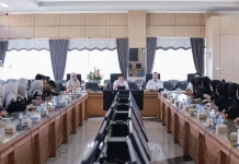 Bang Dhin Bekali Mahasiswa UNISKA Manajemen Pemahaman Konflik