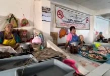 Sulit Dijangkau, Lapak Lantai Atas Pasar Pandu Kian Sepi Pembeli
