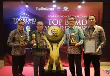 Gubernur Kalsel H Muhidin Raih Penghargaan TOP Pembina BUMD 2026