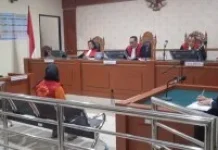 Tipu Pengusaha,  Irey Dituntut 2,6 Tahun Penjara