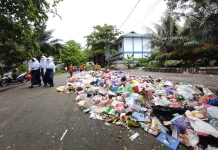 Buah Sampah Sembarangan? Siap-Siap Didenda hingga Dipidana
