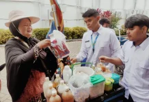 Mama Rendy, Pedagang Jamu Keliling 35 Tahun di Banjarmasin, Tetap Semangat Demi Masa