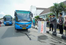 Jemaah Calon Haji Banjarbaru Dilepas Menuju Embarkasi Haji Banjarmasin