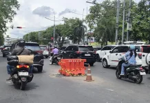 Road Barrier di Ahmad Yani Km 6, Pengendara Harap Waspada