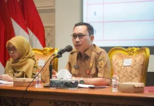 Bersiap Sambut HUT ke-81 RI, Sekda Sirajoni Pimpin Rapat Pembentukan Panitia