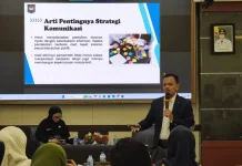 Diskominfo Kalsel Perkuat Kehumasan Melalui Bimtek Strategi Komunikasi