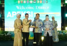 Tukar Cinderamata hingga Bahas Masa Depan Kota, Yamin Panaskan Forum APEKSI