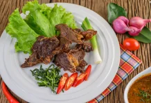 Tips Sehat Mengolah dan Mengonsumsi Daging Kurban saat Iduladha