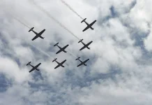 Jupiter Aerobatic Team Pukau Ribuan Warga Kalsel
