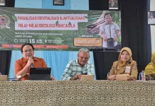 Implementasikan Nilai Pancasila, Anggota DPRD Ajak Siswa Tanam Pohon